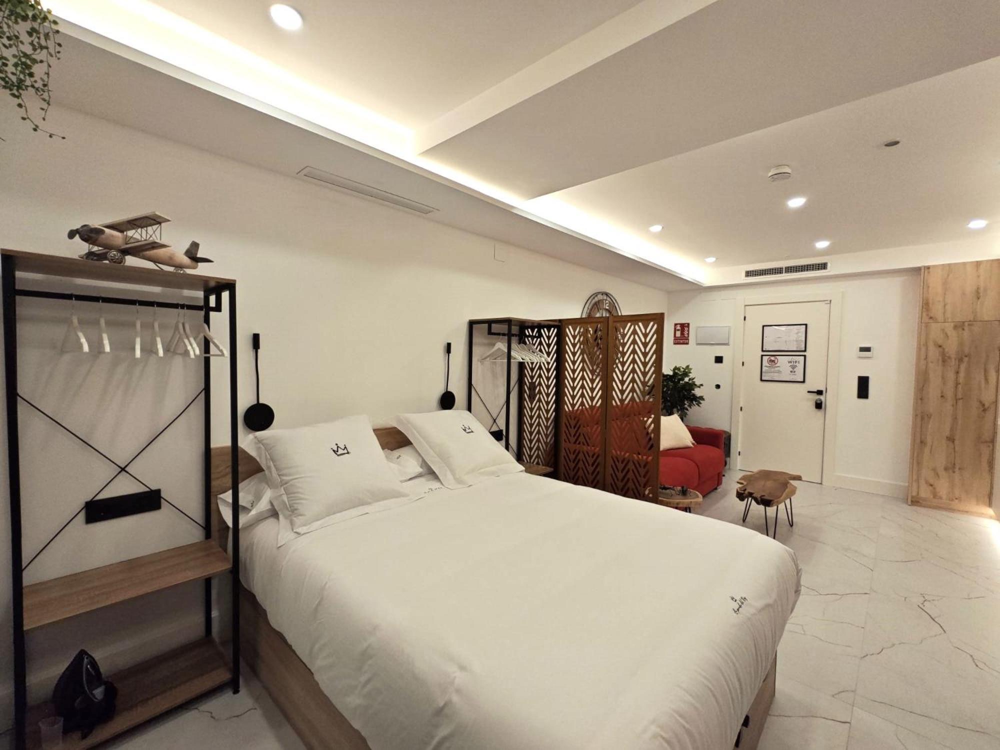La Parada Del Rey - Luxury Suites Plasencia Exterior photo