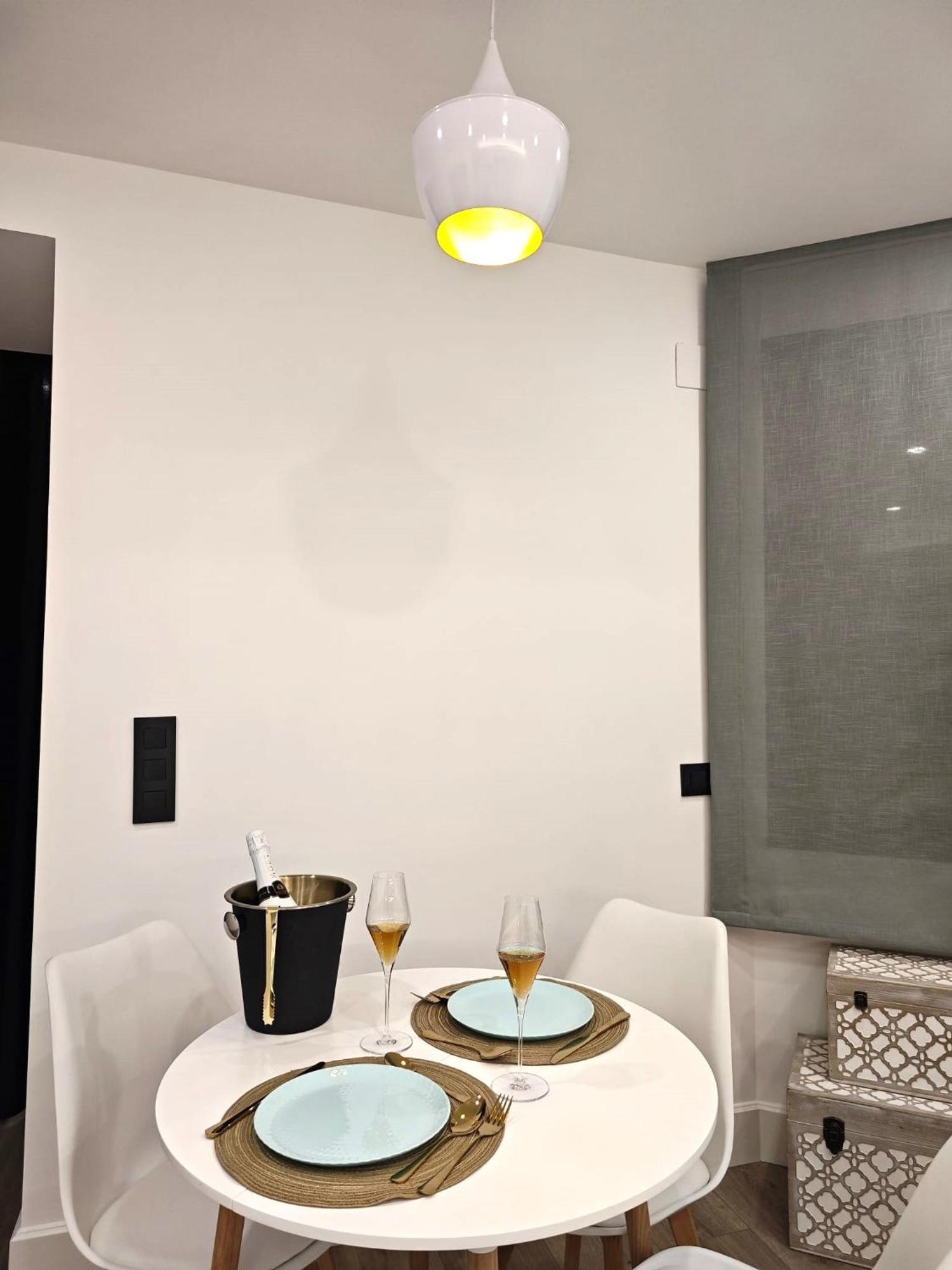 La Parada Del Rey - Luxury Suites Plasencia Exterior photo