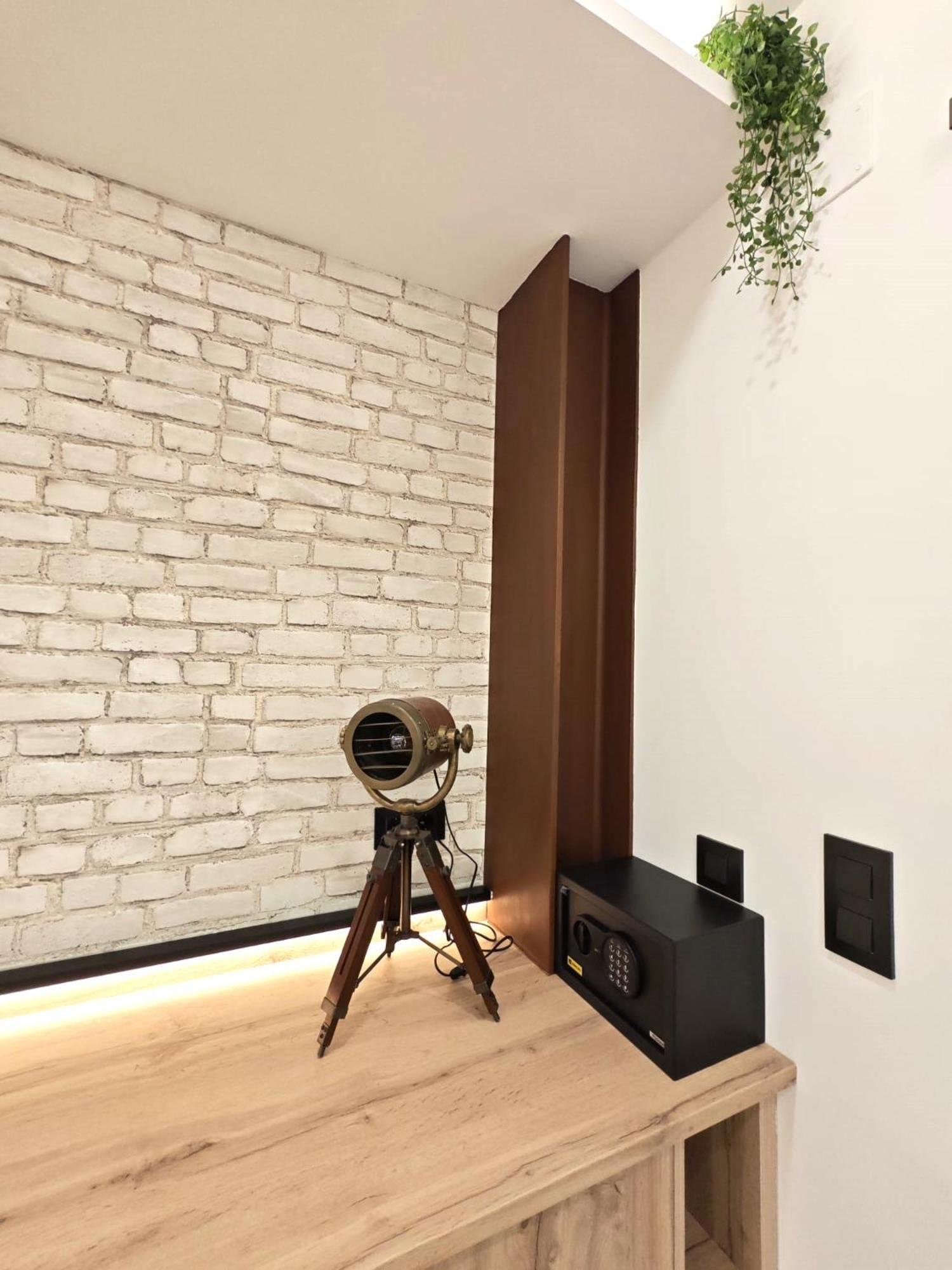 La Parada Del Rey - Luxury Suites Plasencia Exterior photo