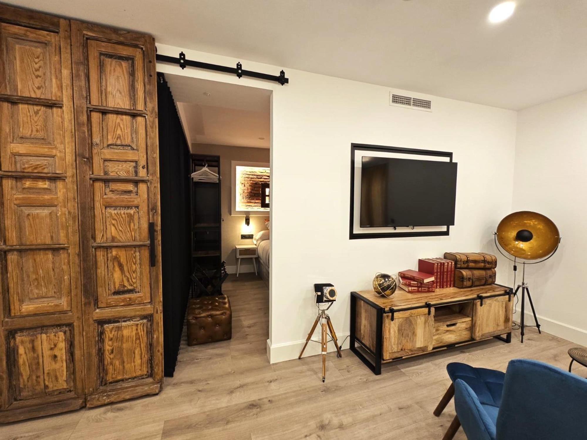 La Parada Del Rey - Luxury Suites Plasencia Exterior photo